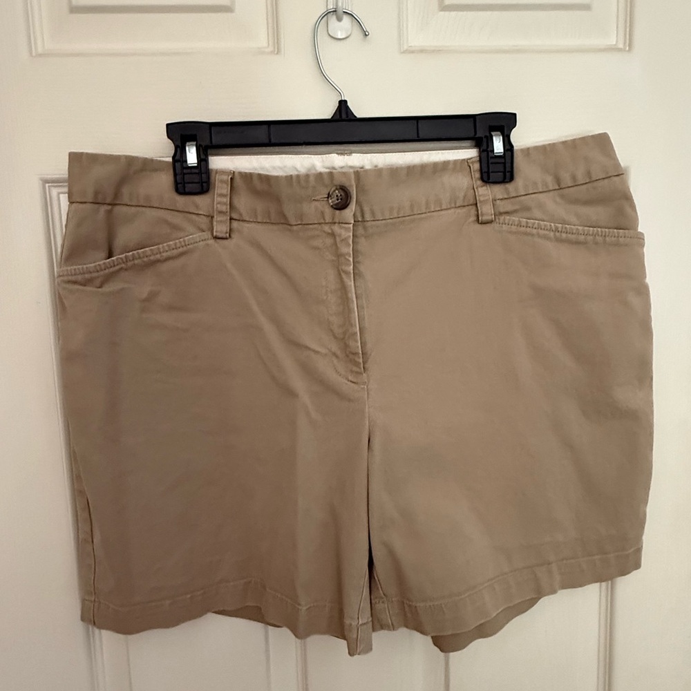 Lands' End Women's Khaki Shorts